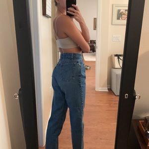 Vintage Levi’s high waisted size 12